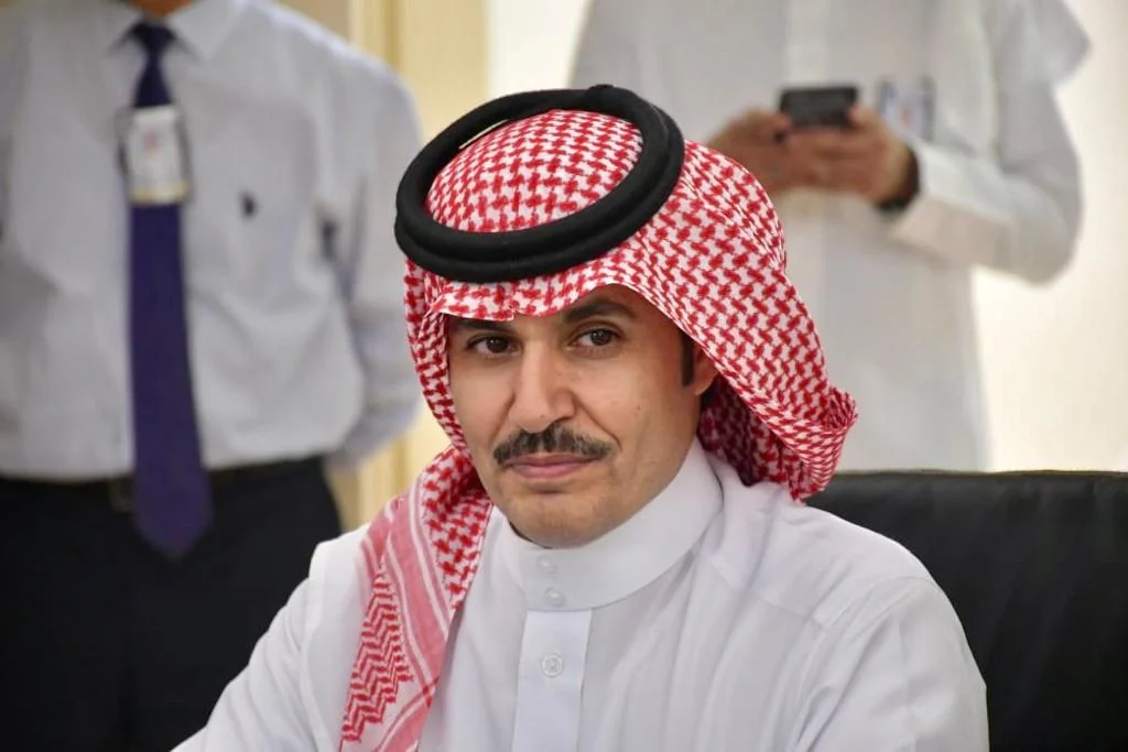 دعاة النظريات الوافدة تثاقفاً من تربة لها ظروفها العقدية