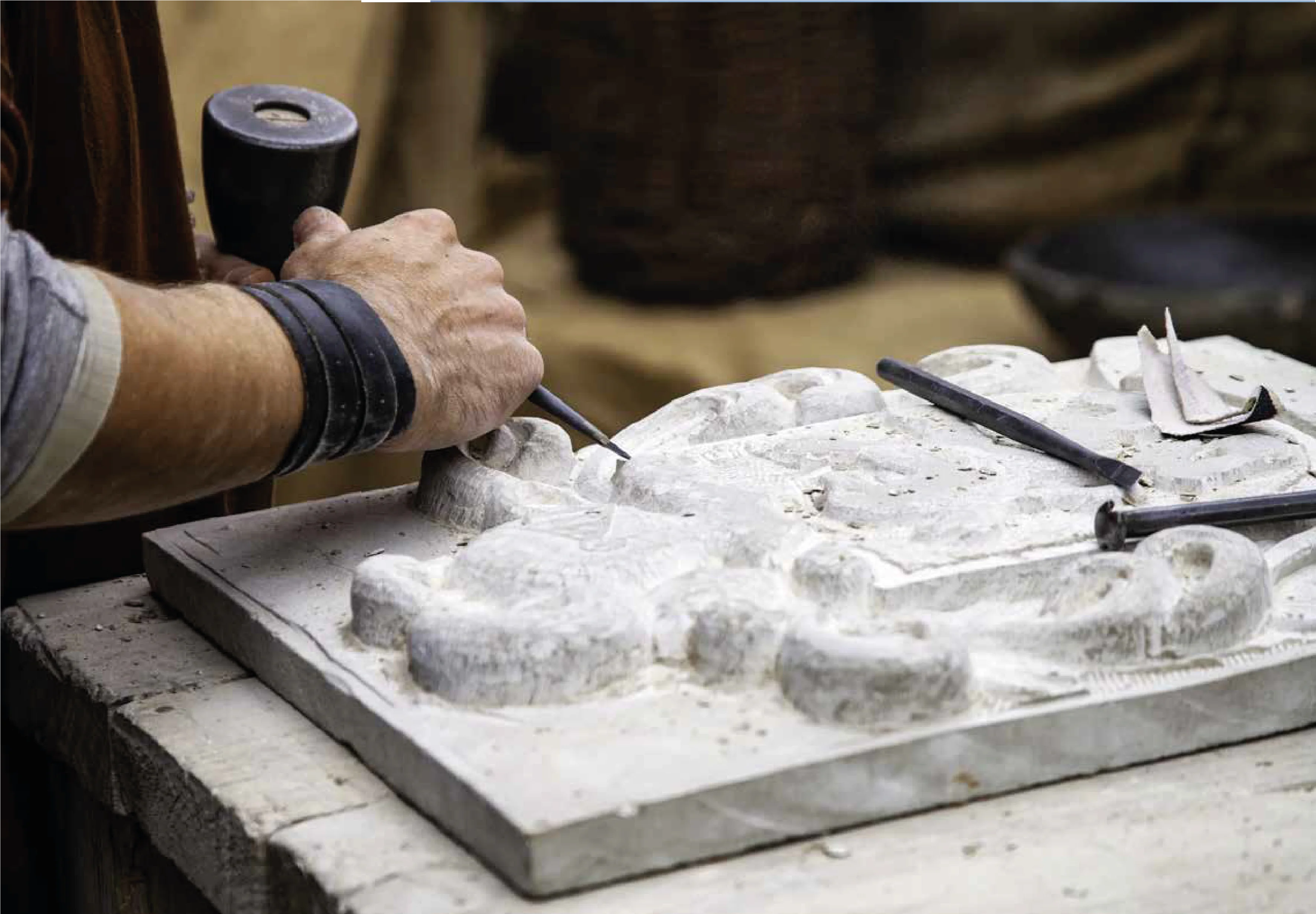 The Art of Sculpture: The Intimate Relationship Between Stone and Humans ,,