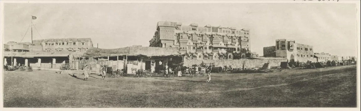 Rare photos of historical Jeddah gates by European orientalists in the Library of Congress