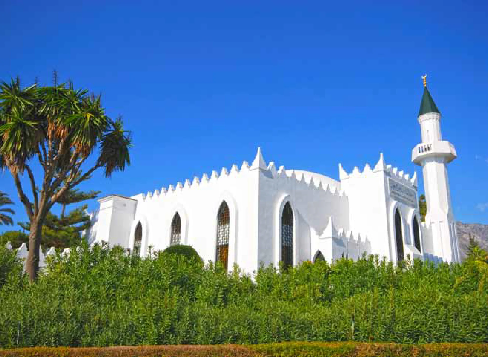 Built by King Salman bin Abdulaziz.. the first mosque and cultural center in Spain since the fall of Andalusia