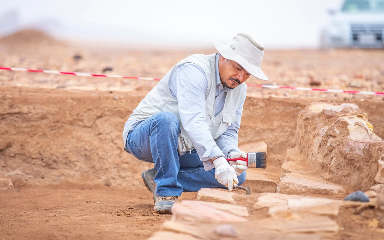 Digging up the past.. ancient archaeology and the simplification of history
