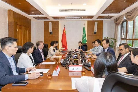Brill delegation visits Beijing branch for cooperation
